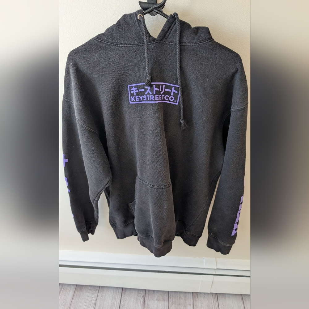 listing-status-banner